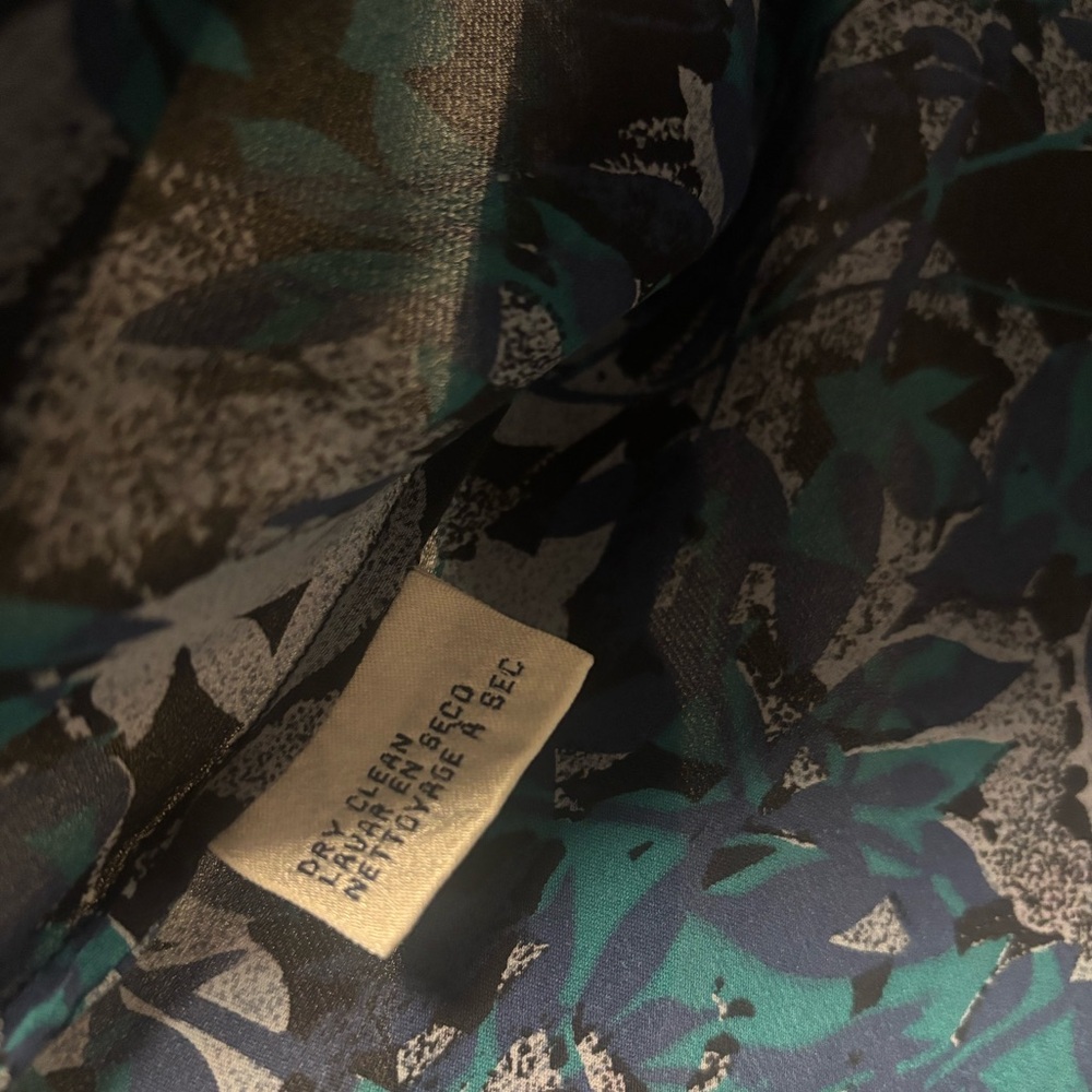 Silk Shirt - Picture 3 of 4